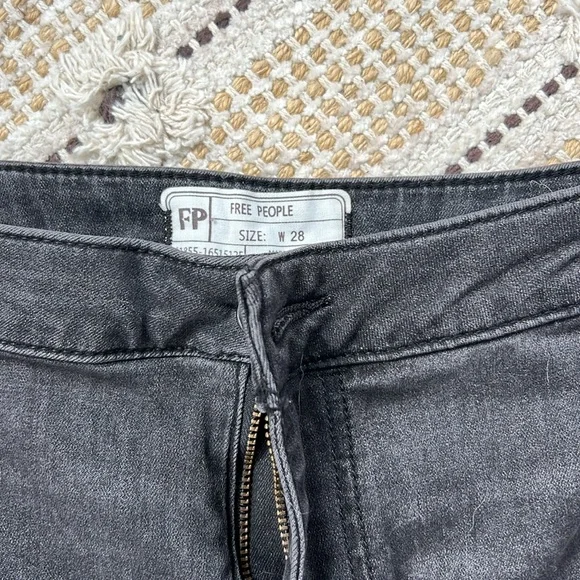 Free People Jeans - Picture 2 of 5